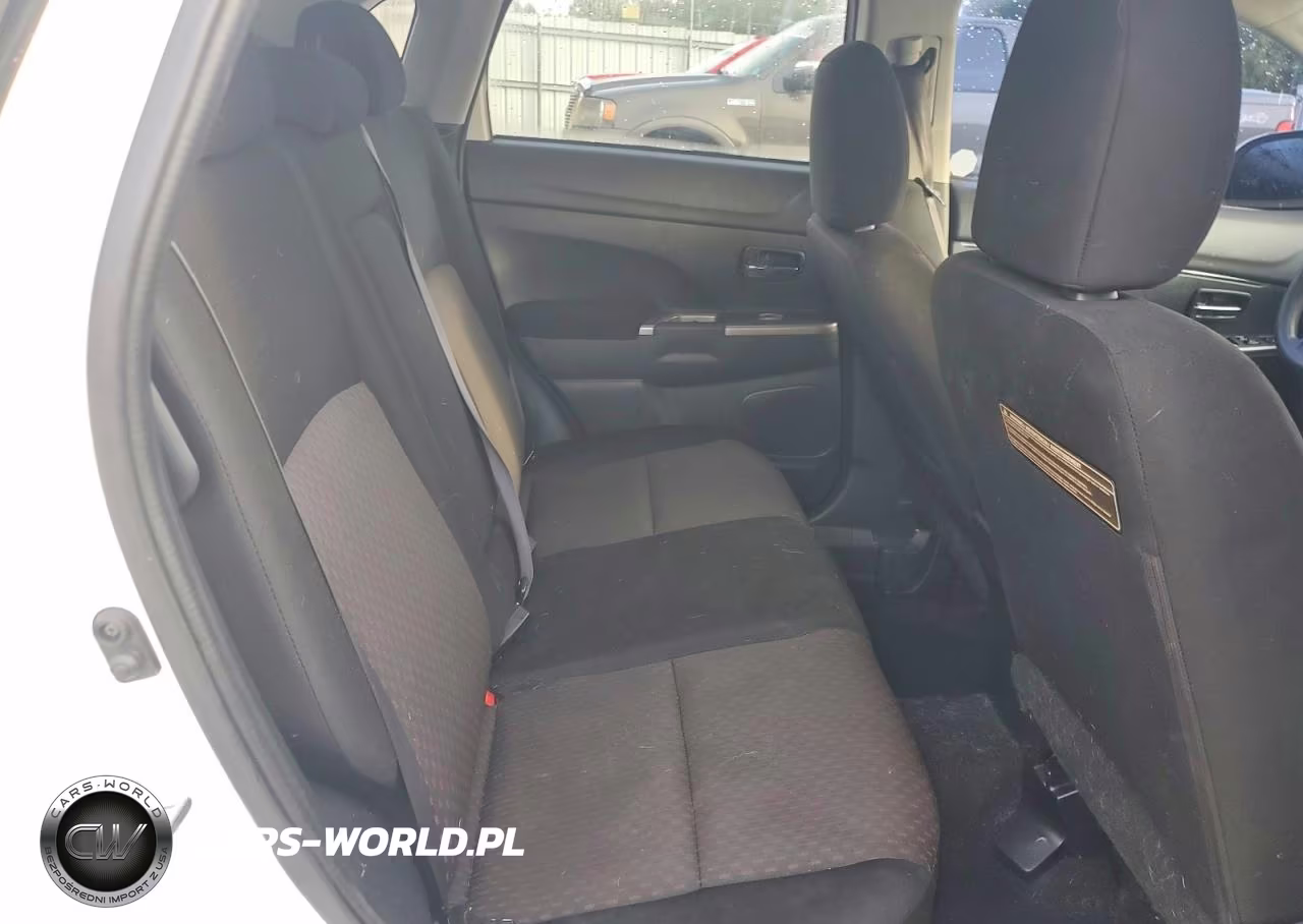 2018 Mitsubishi Outlander Sport Es VIN:JA4AR3AU1JU017181 - 11