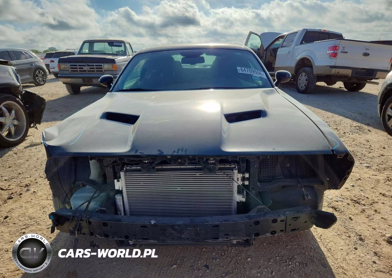 2017 Dodge Challenger Sxt VIN:2C3CDZAG8HH519357 - 5