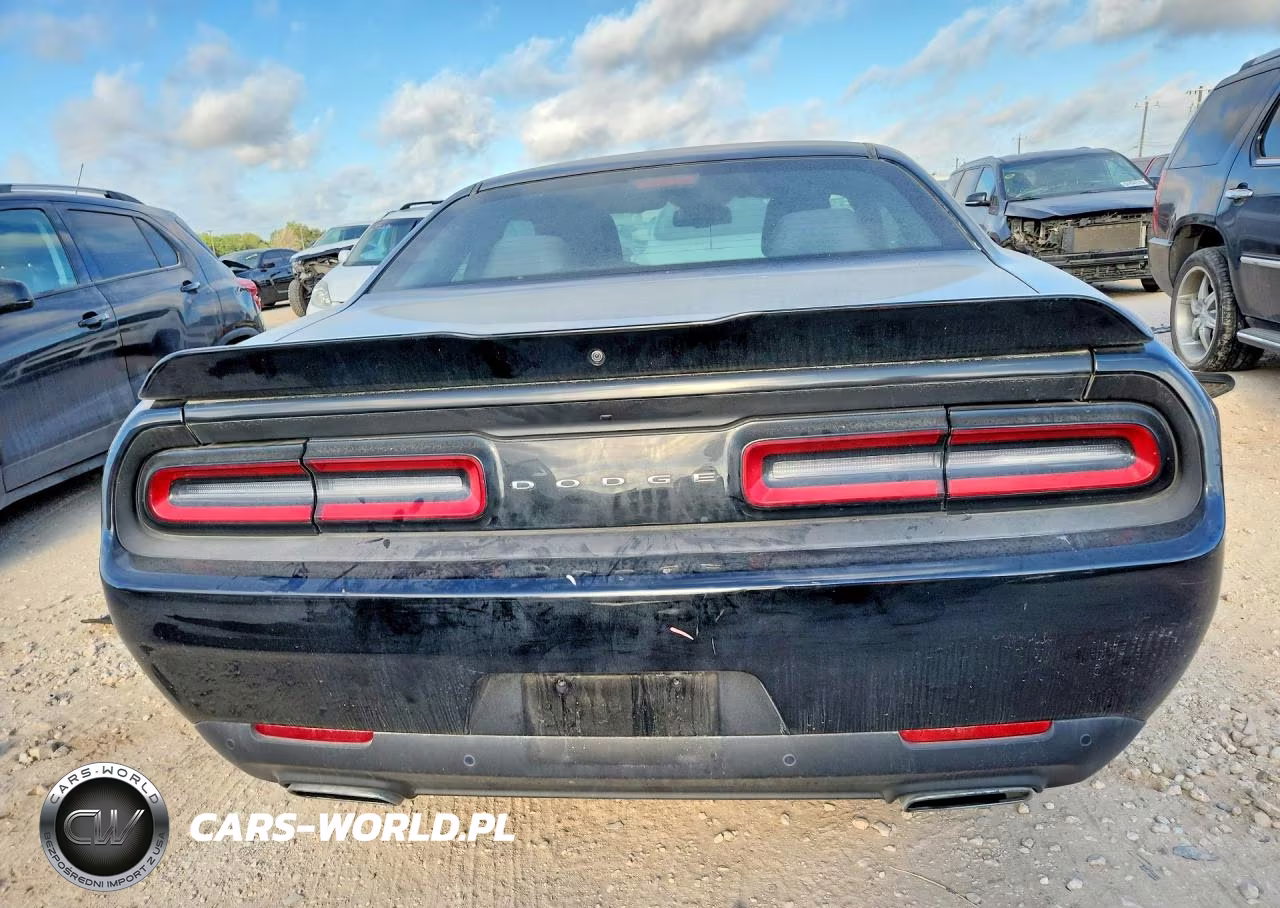 2017 Dodge Challenger Sxt VIN:2C3CDZAG8HH519357 - 6
