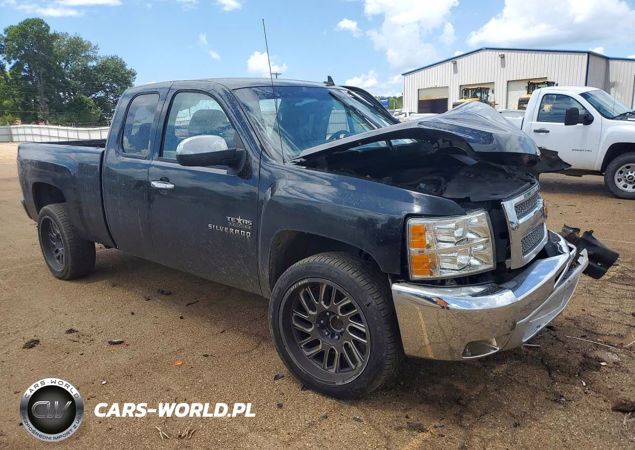 2013 Chevrolet Silverado C1500 Lt VIN:1GCRCSE05DZ362555 - 4
