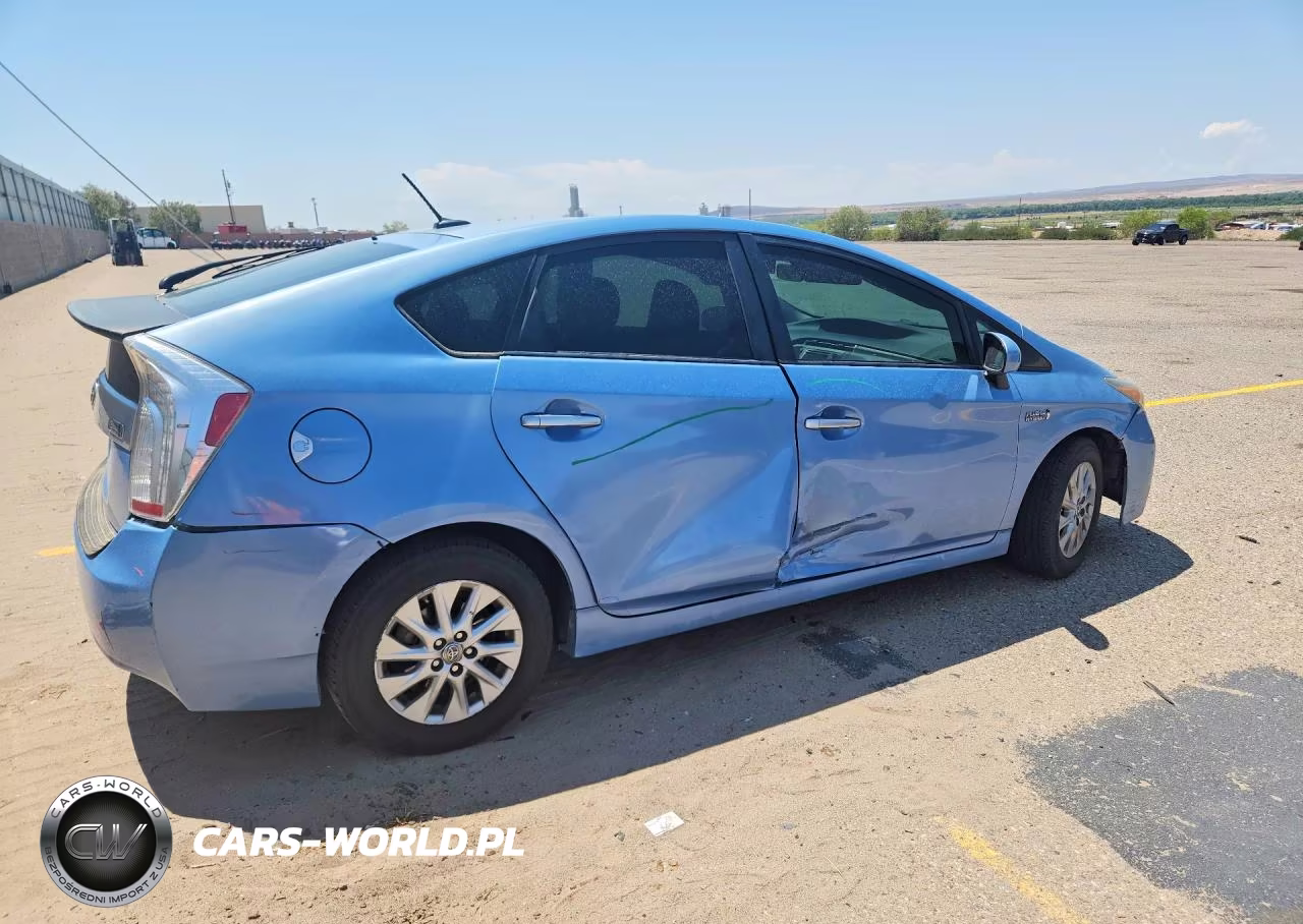 2014 Toyota Prius Plug-In Hybrid Base VIN:JTDKN3DP7E3060723 - 3