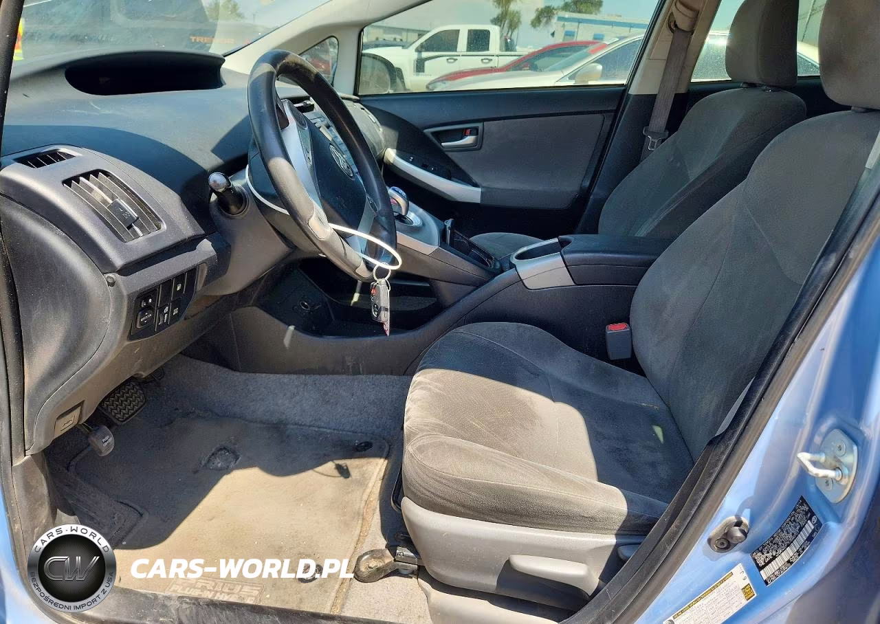 2014 Toyota Prius Plug-In Hybrid Base VIN:JTDKN3DP7E3060723 - 7