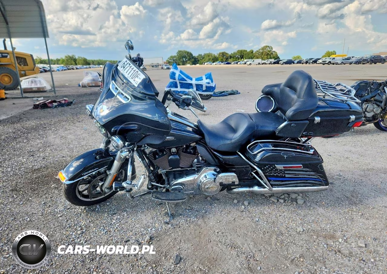 2014 Harley-Davidson Flhtcu Ultra Classic Electra Glide VIN:1HD1FCM16EB642983 - 3