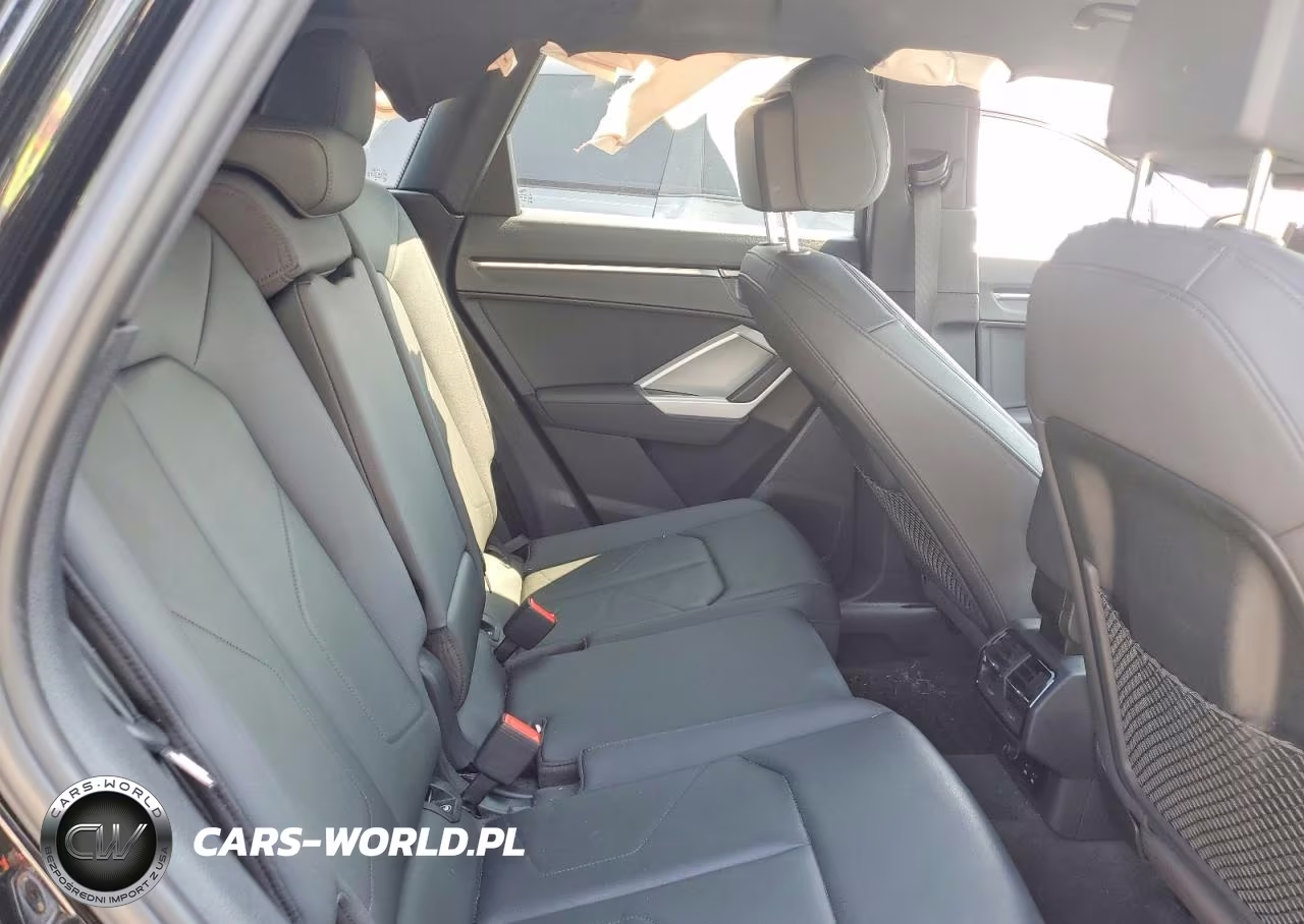 2021 Audi Q3 Premium S Line 45 VIN:WA1DECF3XM1021521 - 10