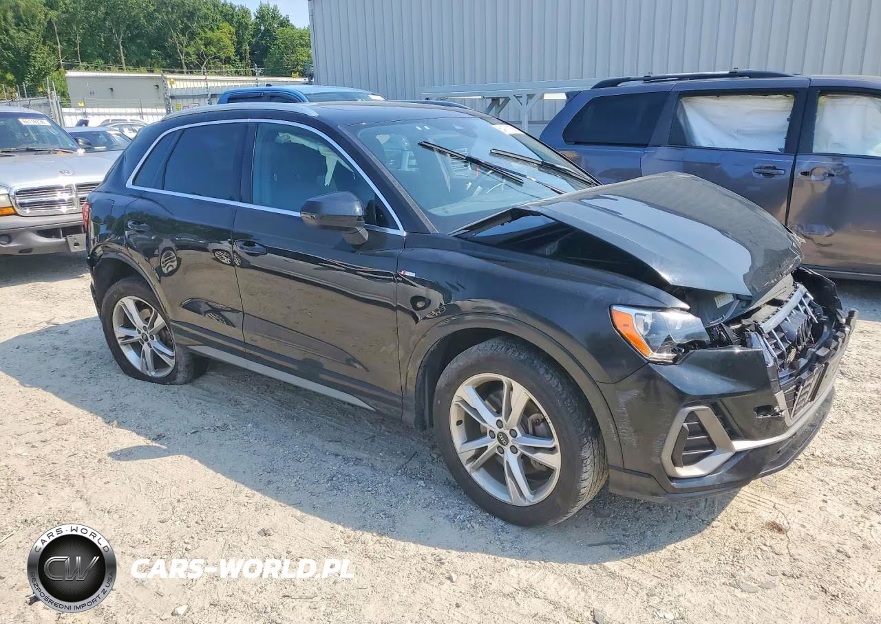 2021 Audi Q3 Premium S Line 45 VIN:WA1DECF3XM1021521 - 4