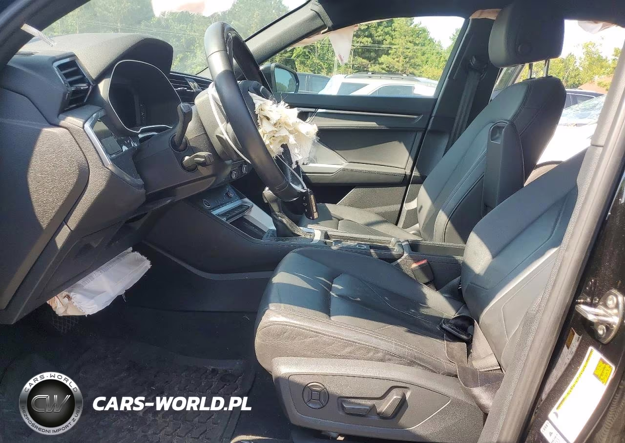 2021 Audi Q3 Premium S Line 45 VIN:WA1DECF3XM1021521 - 7