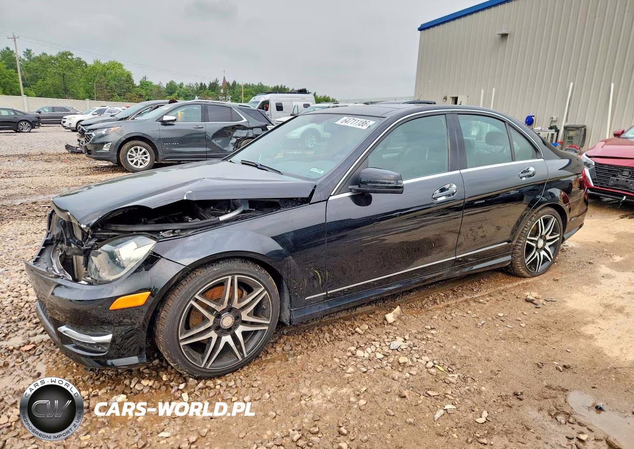 2014 Mercedes-Benz C 300 4Matic – zdjęcie 1 z 12