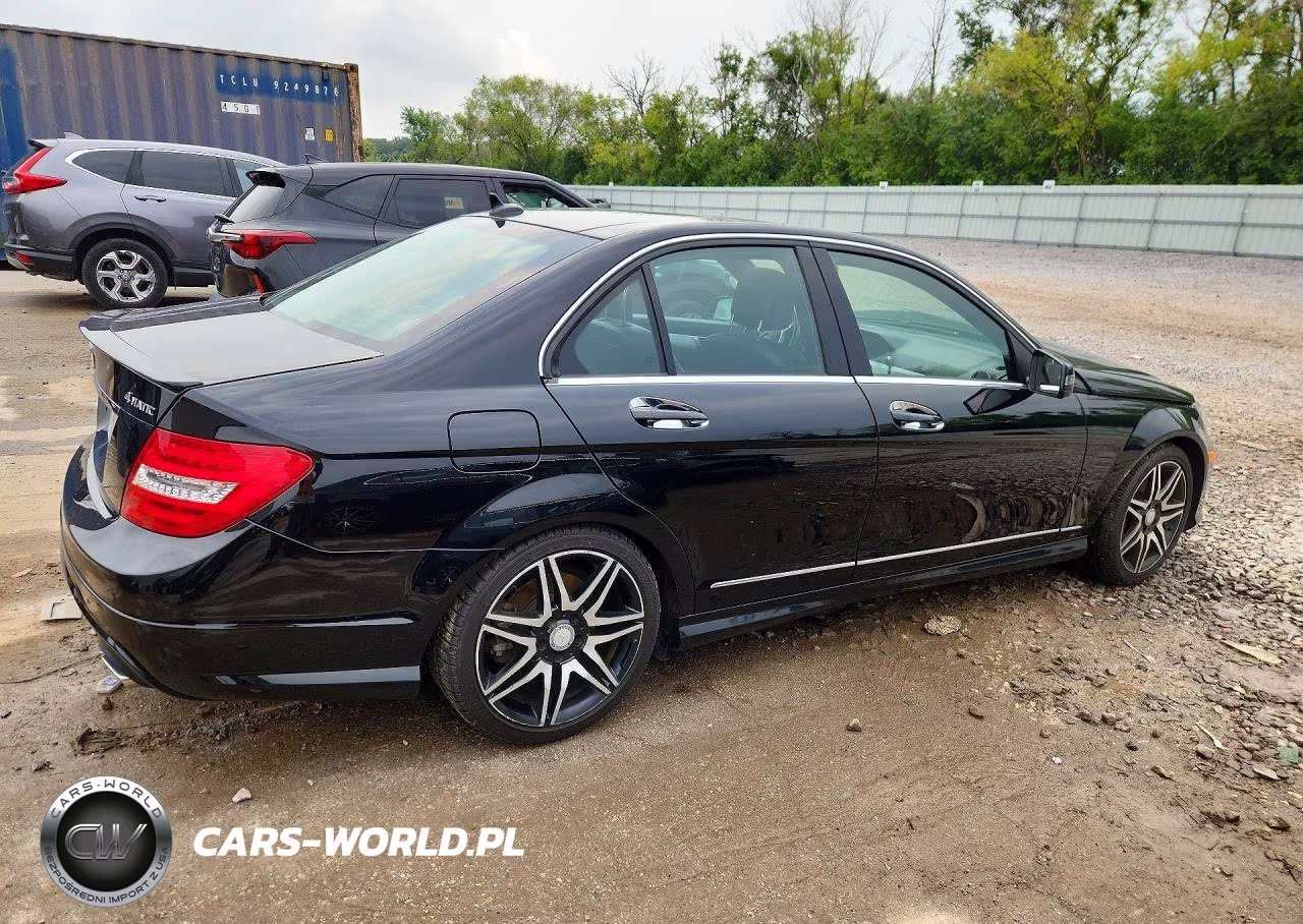 2014 Mercedes-Benz C 300 4Matic VIN:WDDGF8AB4EA954012 - 3