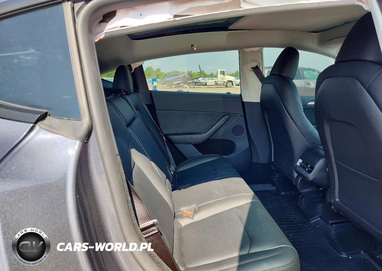 2023 Tesla Model Y VIN:7SAYGDEE0PA145531 - 11