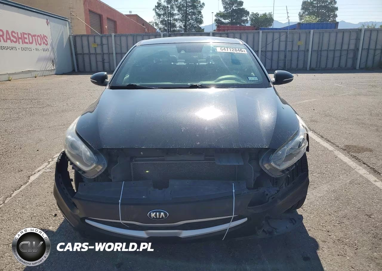 2020 Kia Forte Gt Line VIN:3KPF34AD4LE250136 - 5