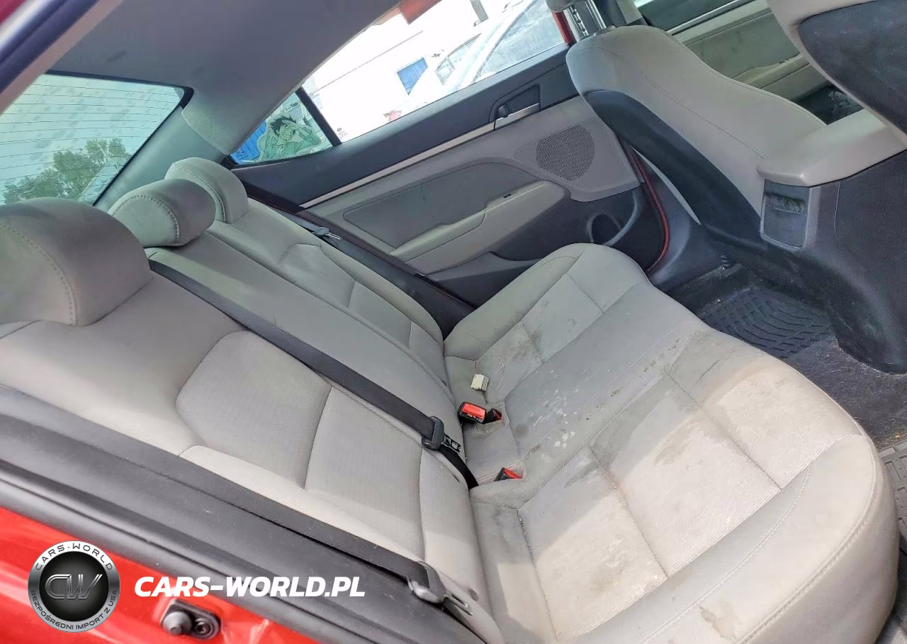 2018 Hyundai Elantra Sel VIN:5NPD84LF8JH402614 - 10