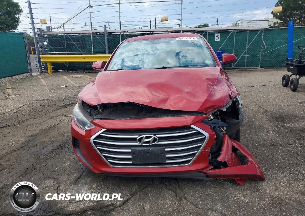 2018 Hyundai Elantra Sel VIN:5NPD84LF8JH402614 - 5