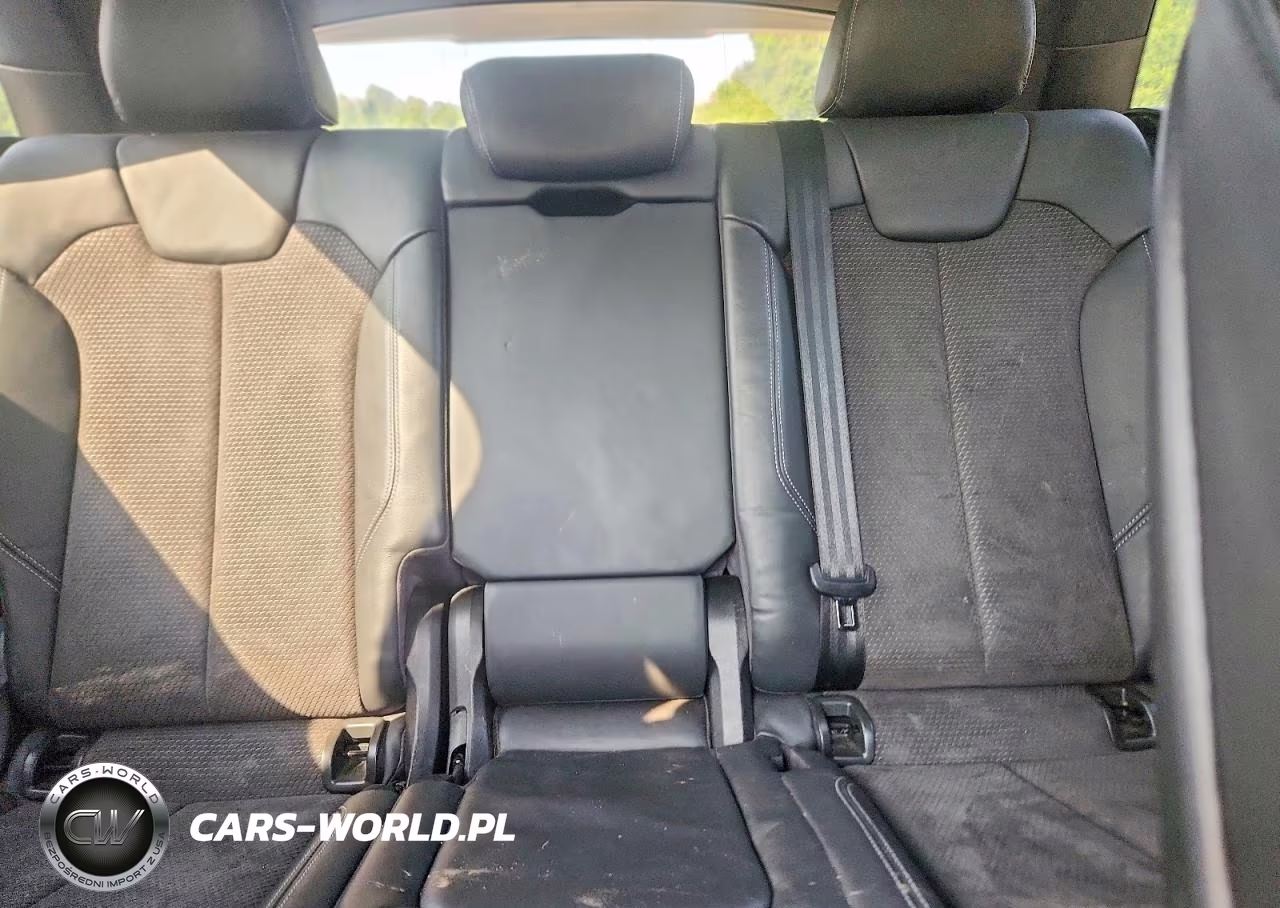 2018 Audi Sq5 Premium Plus VIN:WA1A4AFY6J2021673 - 10