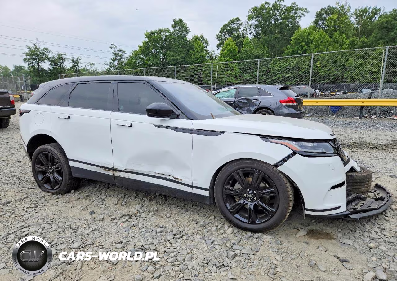 2020 Land Rover Range Rover Velar S VIN:SALYB2EX1LA295826 - 4
