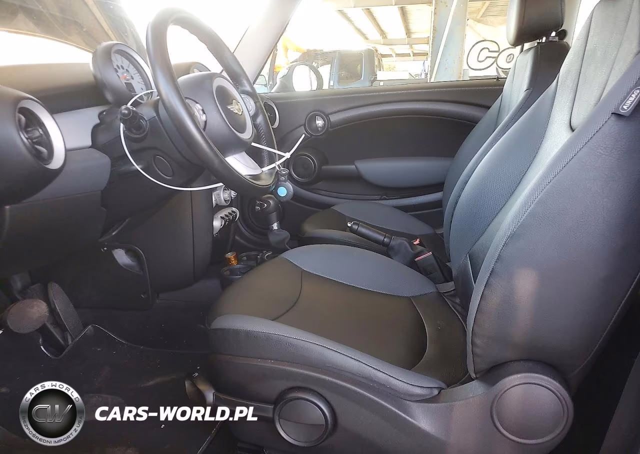 2010 Mini Cooper VIN:WMWMF3C51ATZ66394 - 7