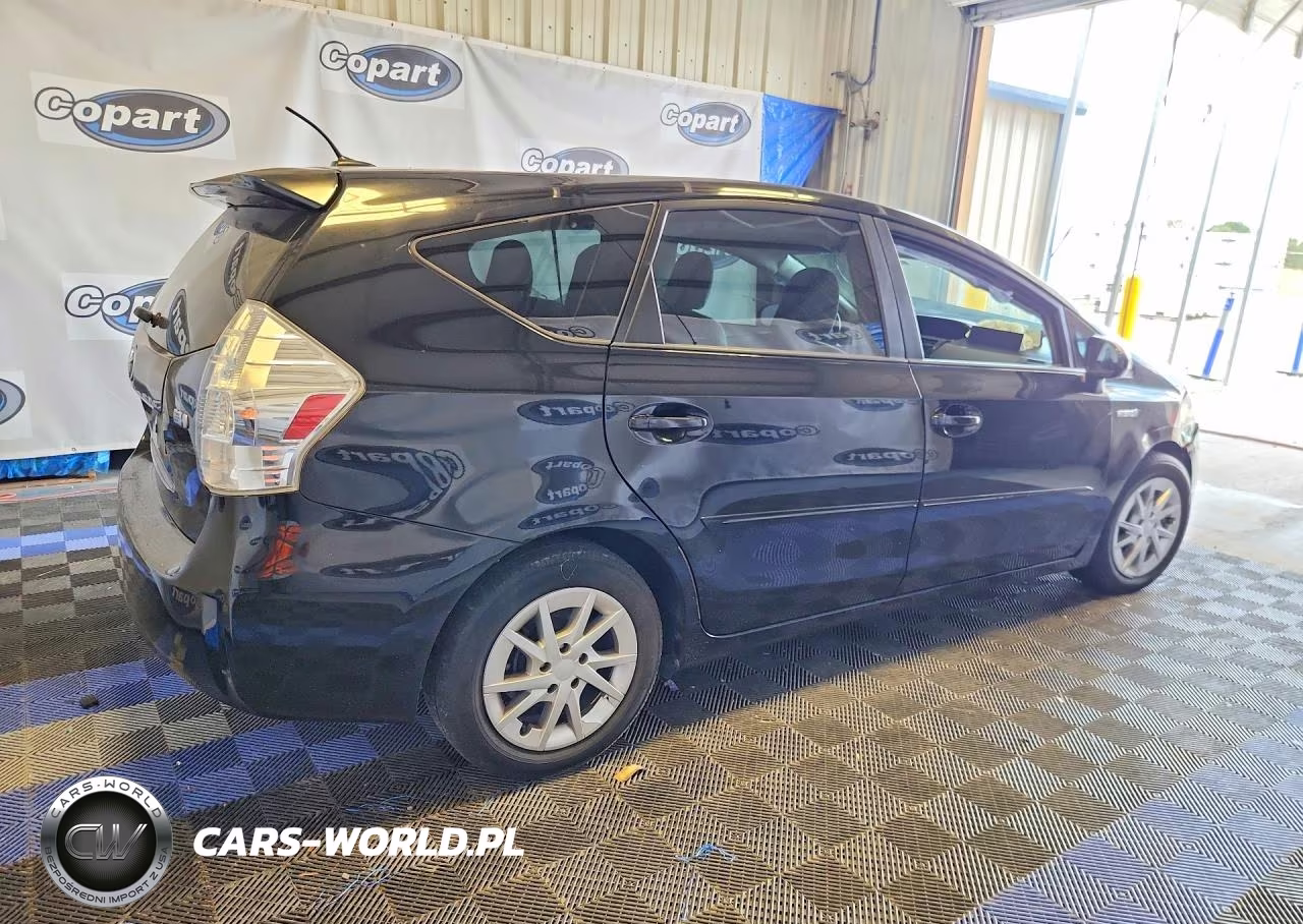 2012 Toyota Prius V Three VIN:JTDZN3EU8C3029769 - 3