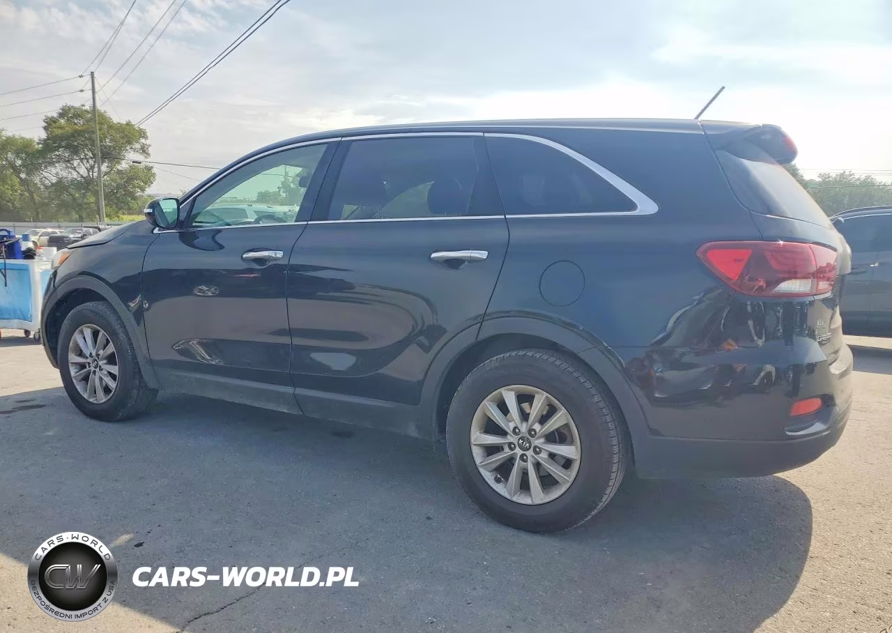 2019 Kia Sorento L VIN:5XYPG4A35KG586928 - 2