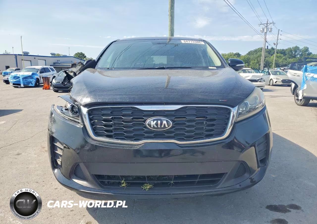 2019 Kia Sorento L VIN:5XYPG4A35KG586928 - 5