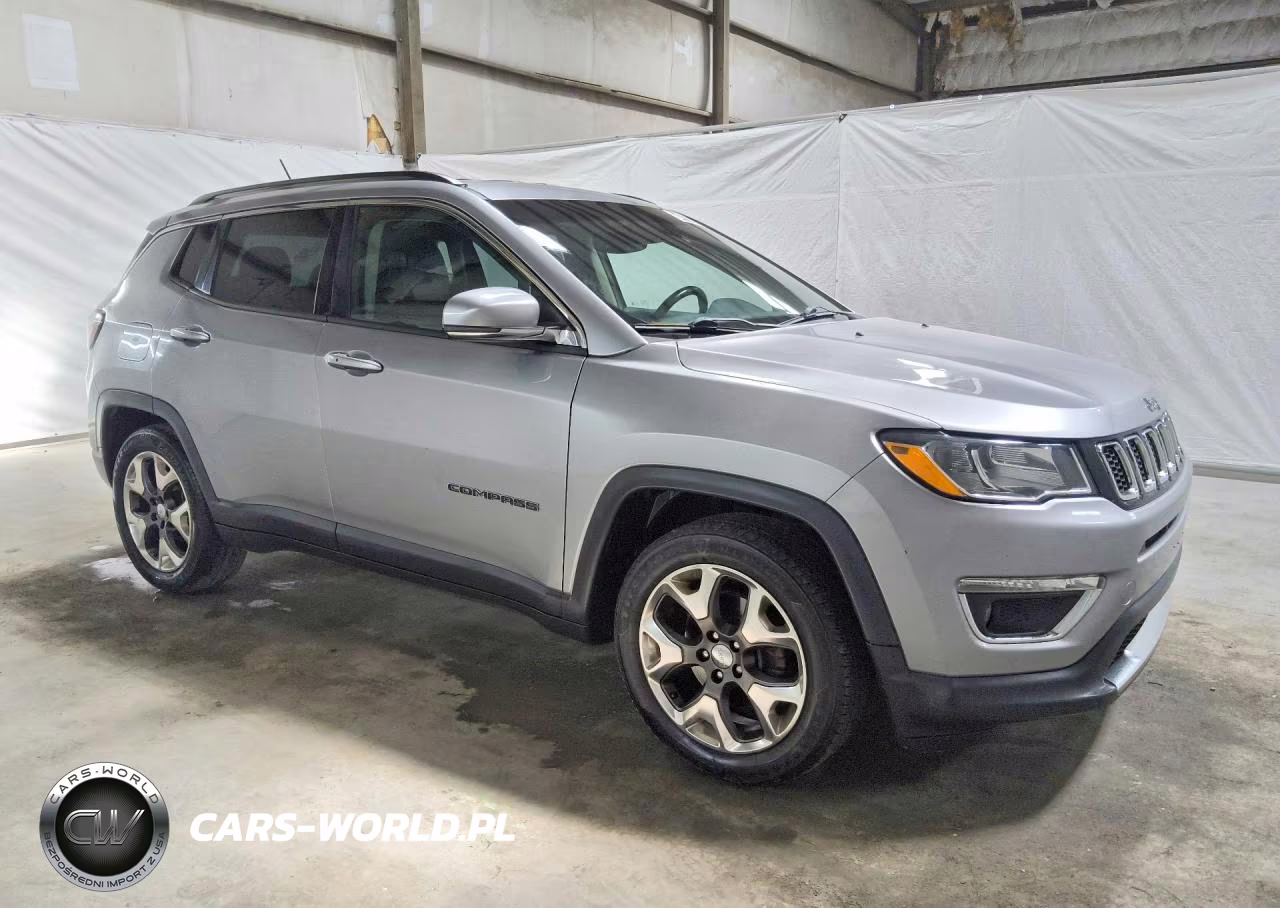 2019 Jeep Compass Limited VIN:3C4NJCCB0KT675838 - 4