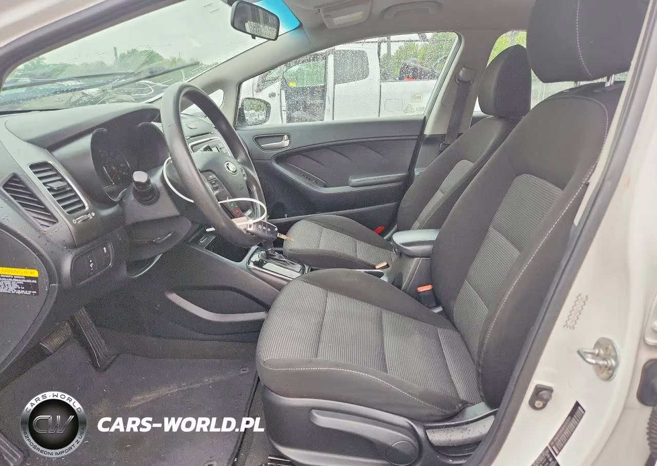 2017 Kia Forte Lx VIN:KNAFK5A82H5727139 - 7