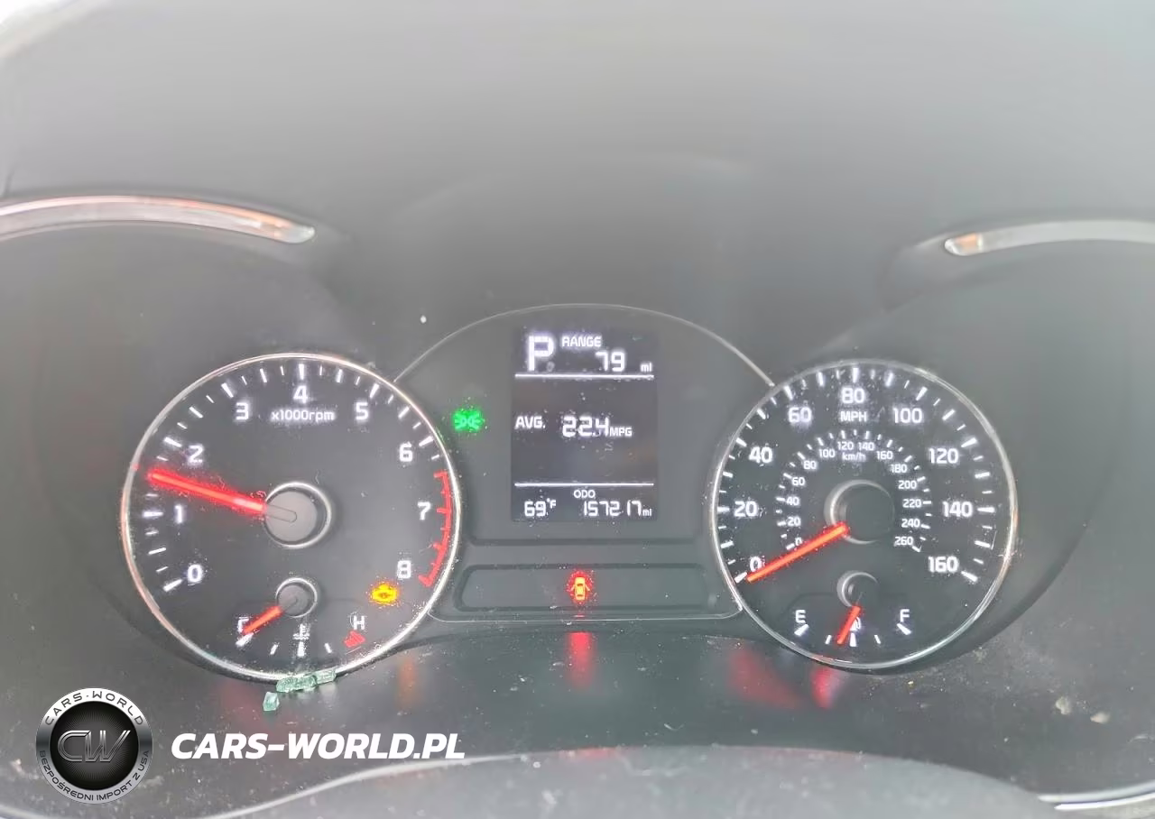 2017 Kia Forte Lx VIN:KNAFK5A82H5727139 - 9