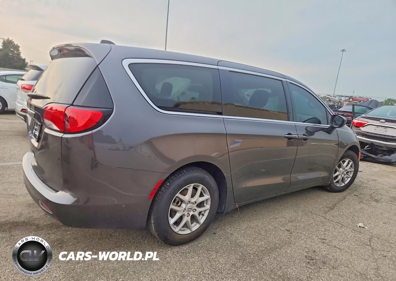 2023 Chrysler Voyager Lx VIN:2C4RC1CG0PR610557 - 3