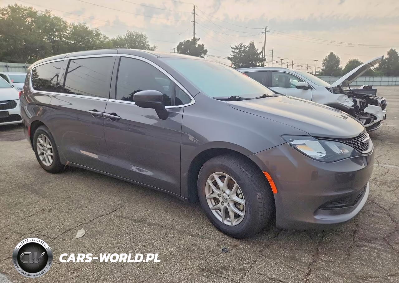 2023 Chrysler Voyager Lx VIN:2C4RC1CG0PR610557 - 4
