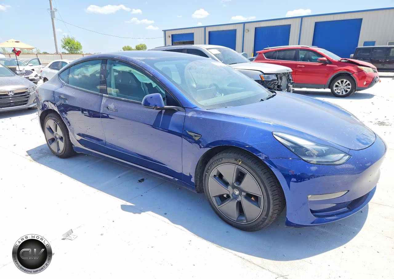 2023 Tesla Mdl 3 VIN:5YJ3E1EBXPF637150 - 4