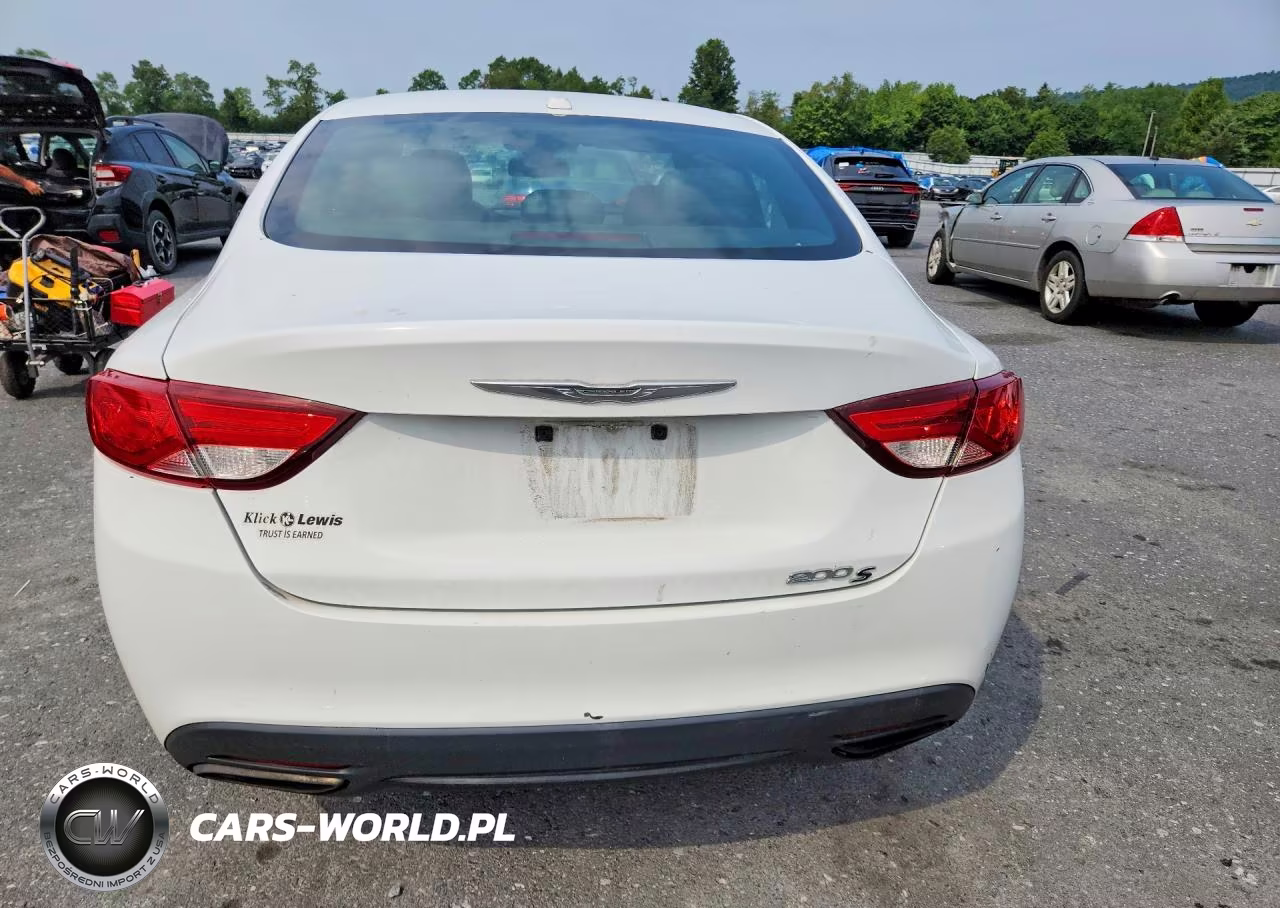 2015 Chrysler 200 S VIN:1C3CCCBB5FN567700 - 6