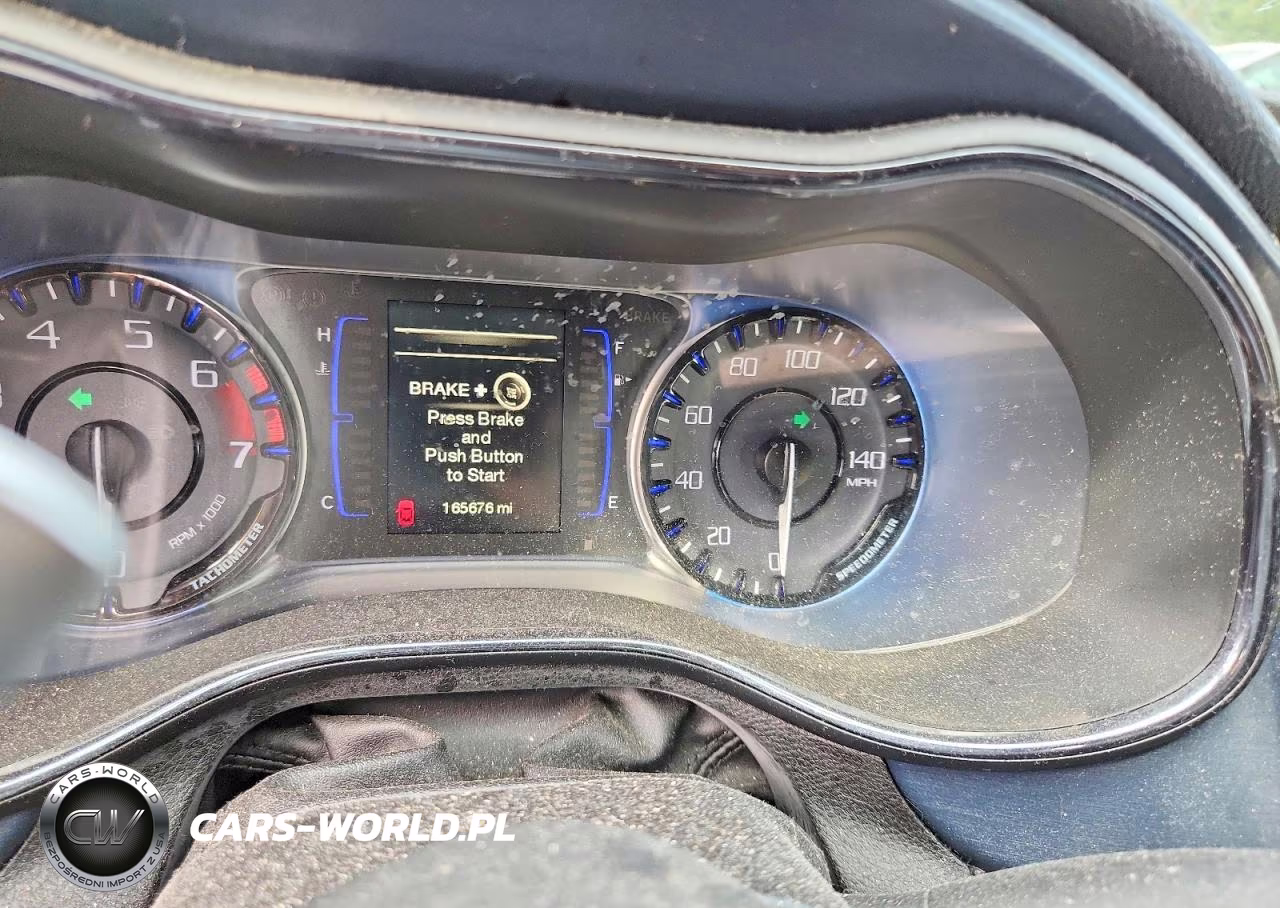 2015 Chrysler 200 S VIN:1C3CCCBB5FN567700 - 9