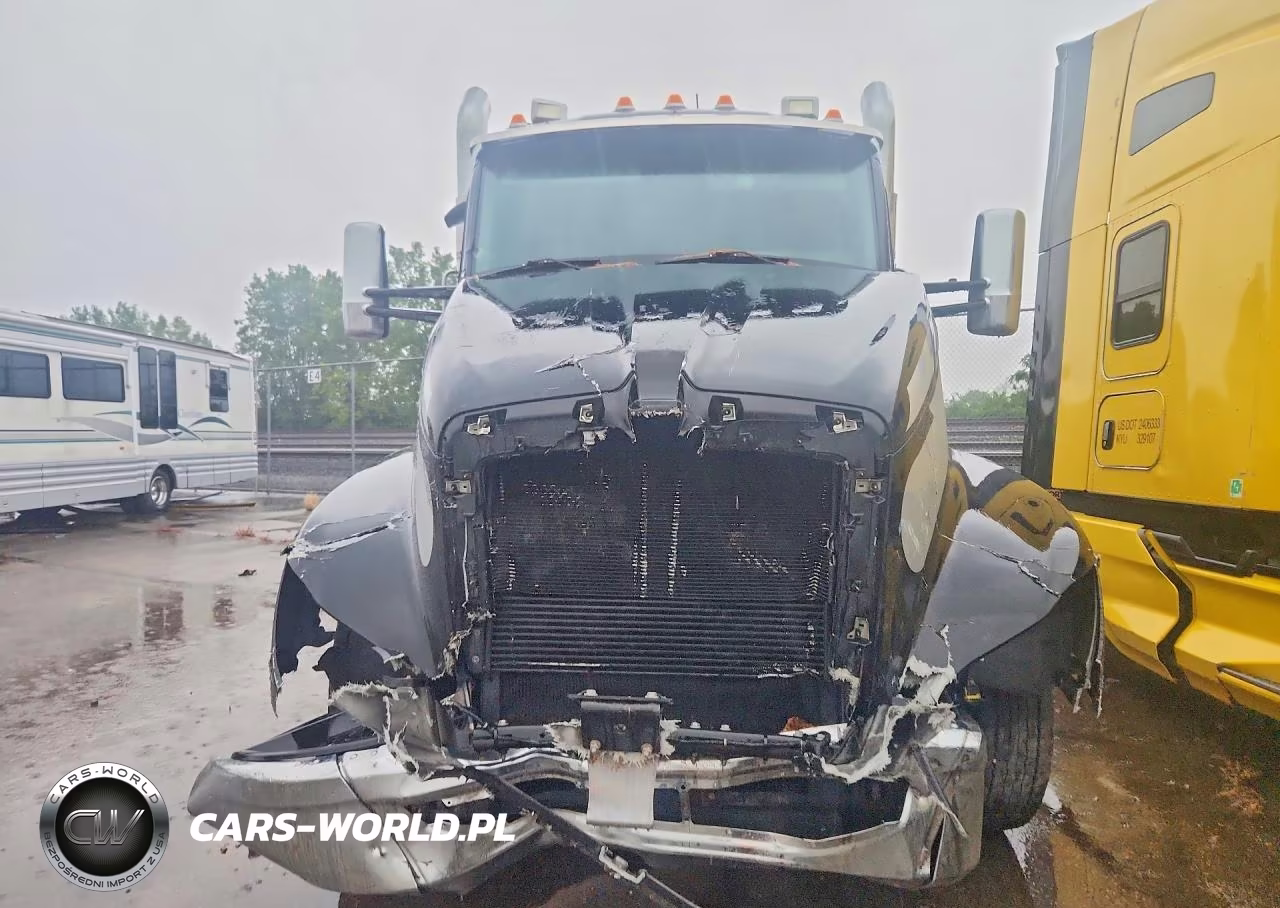 2025 Kenworth T680 Semi Truck VIN:1XKYDP9X5SJ132561 - 5