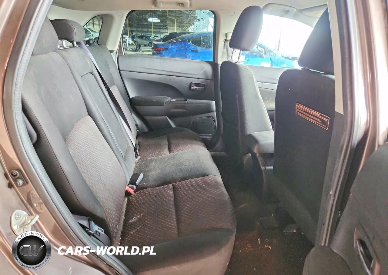 2017 Mitsubishi Outlander Sport Es VIN:JA4AP3AU7HZ025675 - 10