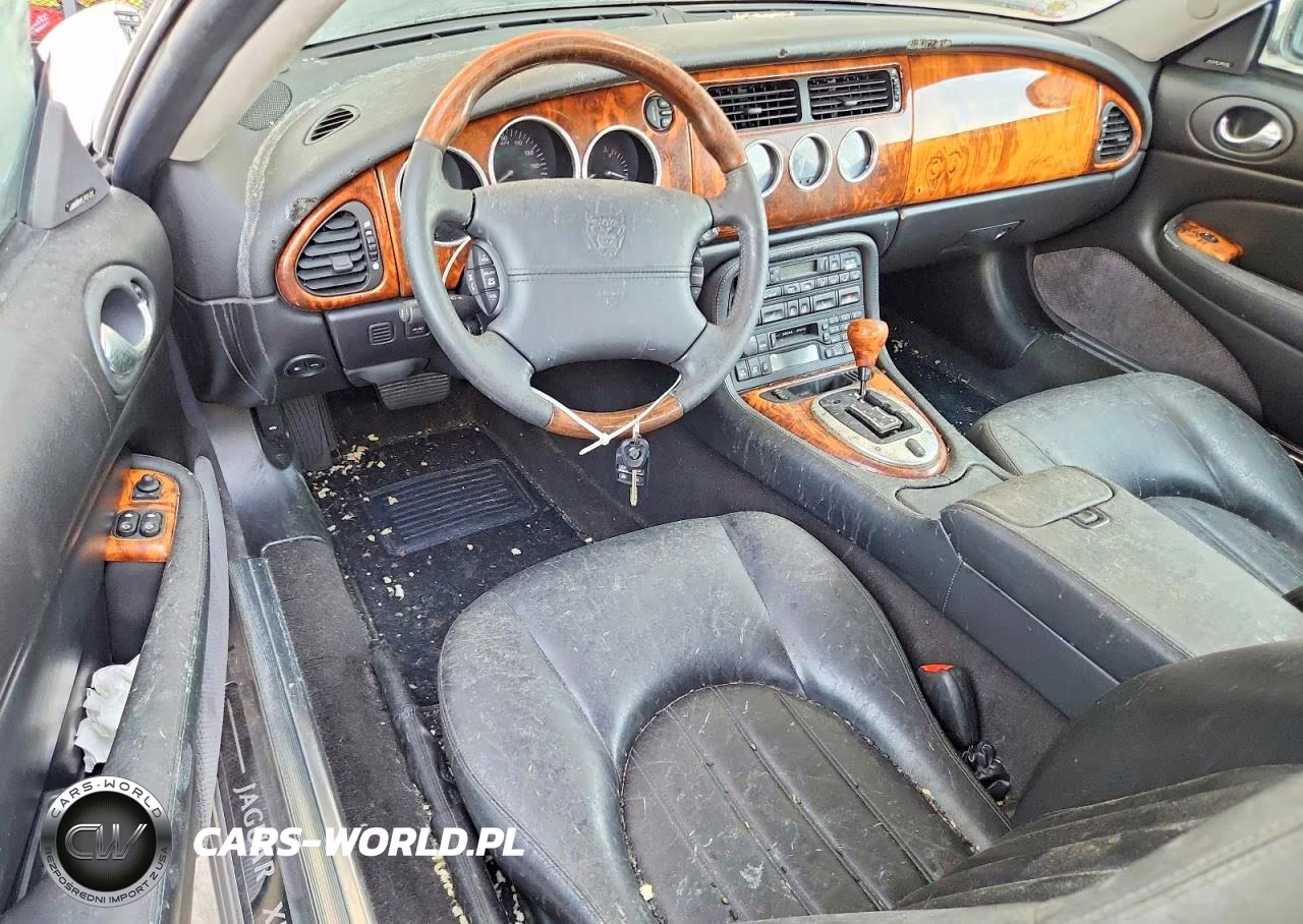 2003 Jaguar Xk8 VIN:SAJDA42C332A36579 - 8