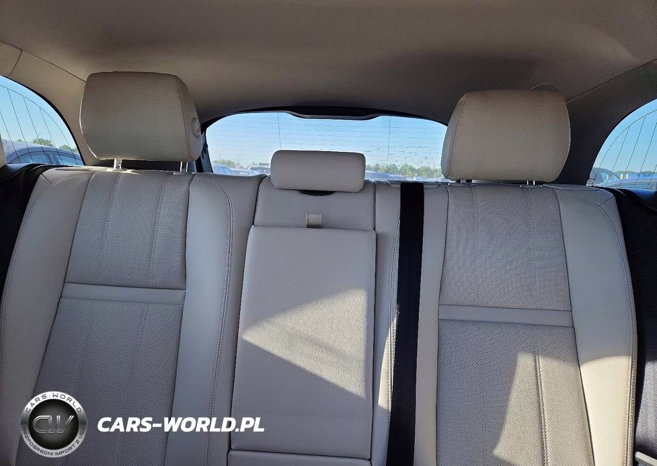 2020 Land Rover Range Rover Velar R-Dynamic S VIN:SALYK2EX8LA285892 - 10
