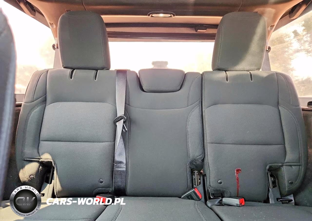 2018 Jeep Wrangler Unlimited Sport VIN:1C4HJXDGXJW275244 - 10