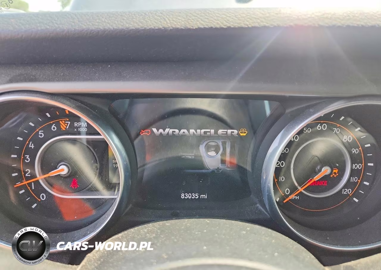 2018 Jeep Wrangler Unlimited Sport VIN:1C4HJXDGXJW275244 - 9