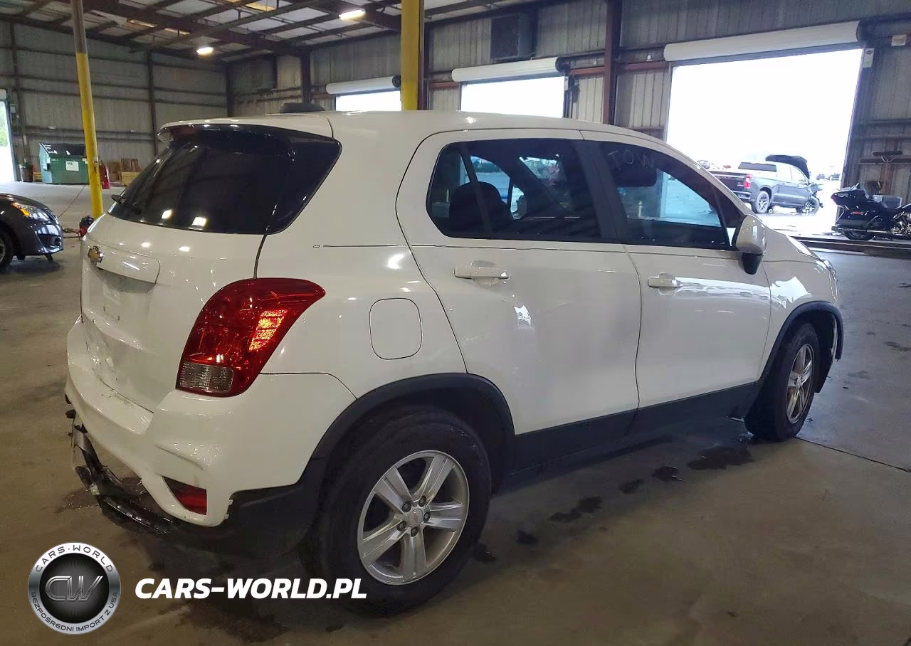 2020 Chevrolet Trax Ls VIN:KL7CJKSB8LB085910 - 3