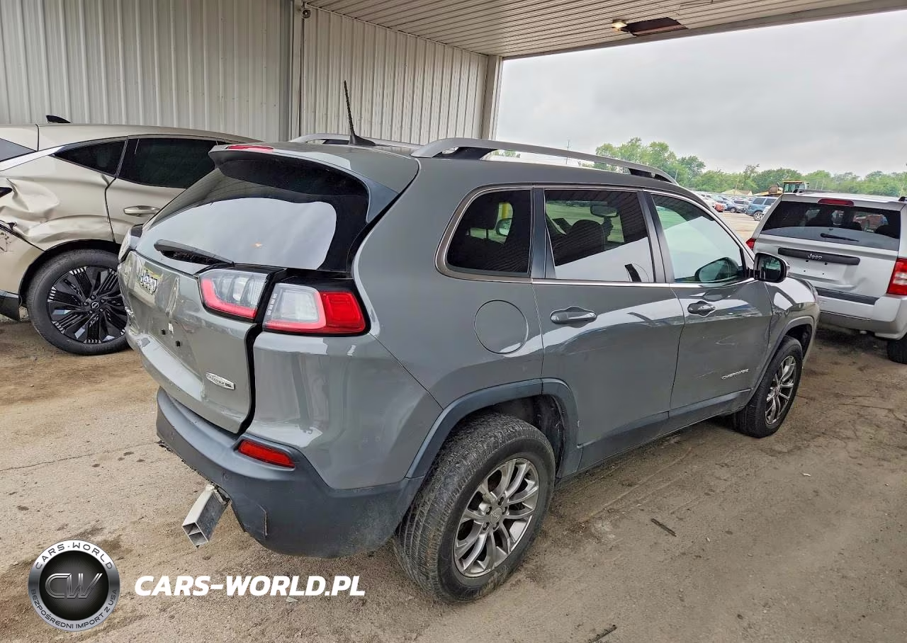 2021 Jeep Cherokee Latitude Plus VIN:1C4PJMLB1MD125037 - 3