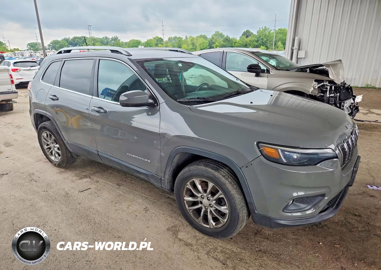 2021 Jeep Cherokee Latitude Plus VIN:1C4PJMLB1MD125037 - 4