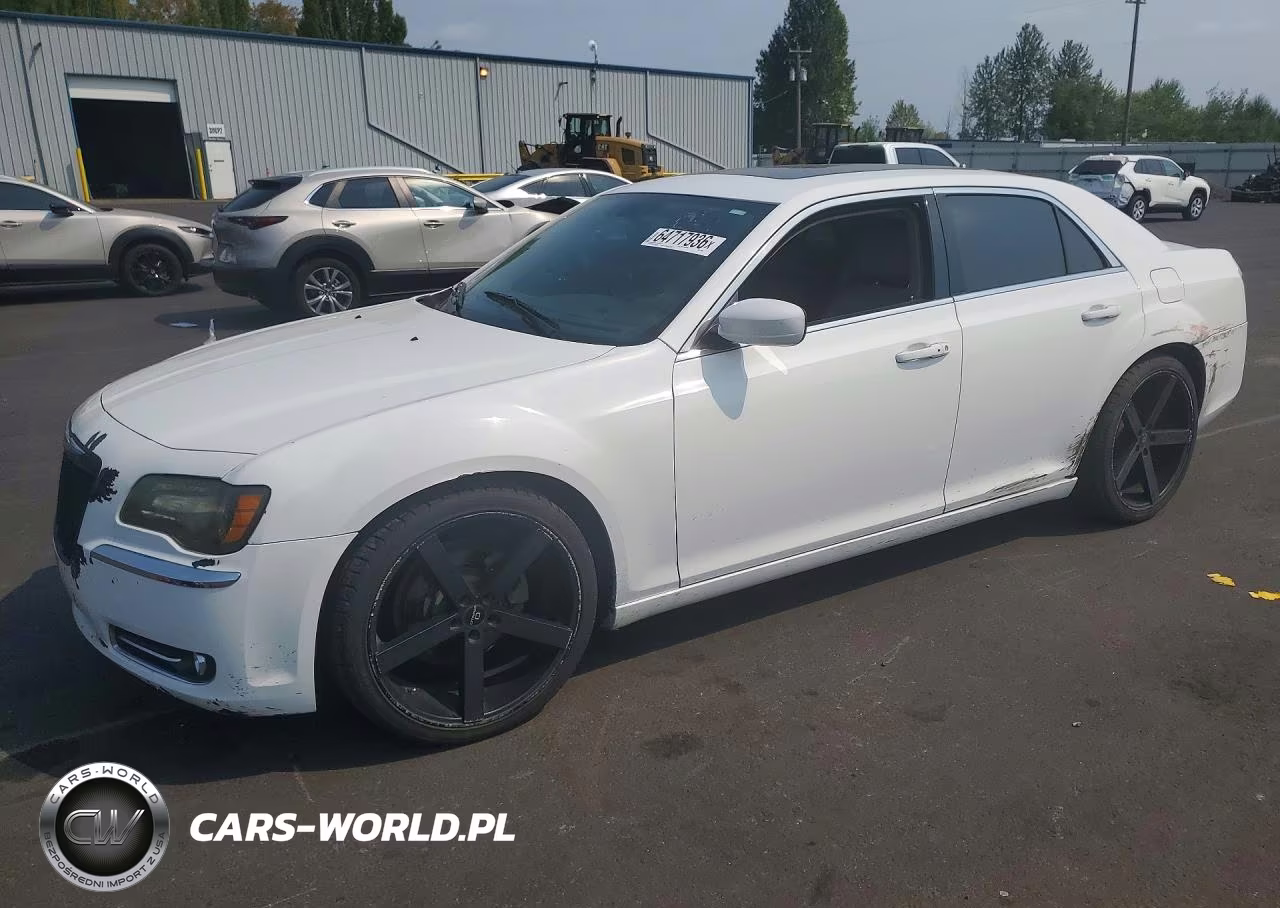 2013 Chrysler 300 VIN:2C3CCAAG3DH707704 - 1
