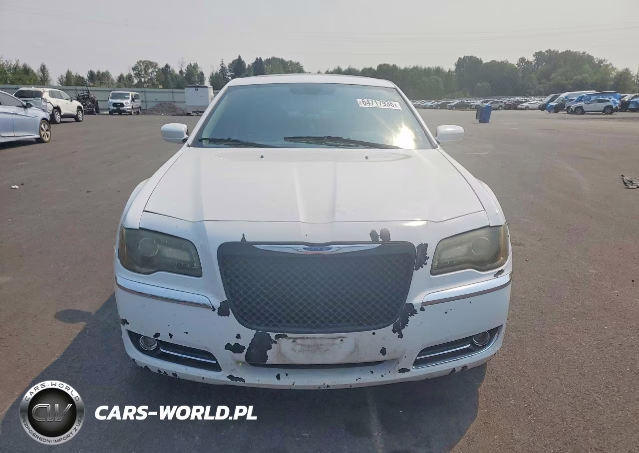 2013 Chrysler 300 VIN:2C3CCAAG3DH707704 - 5