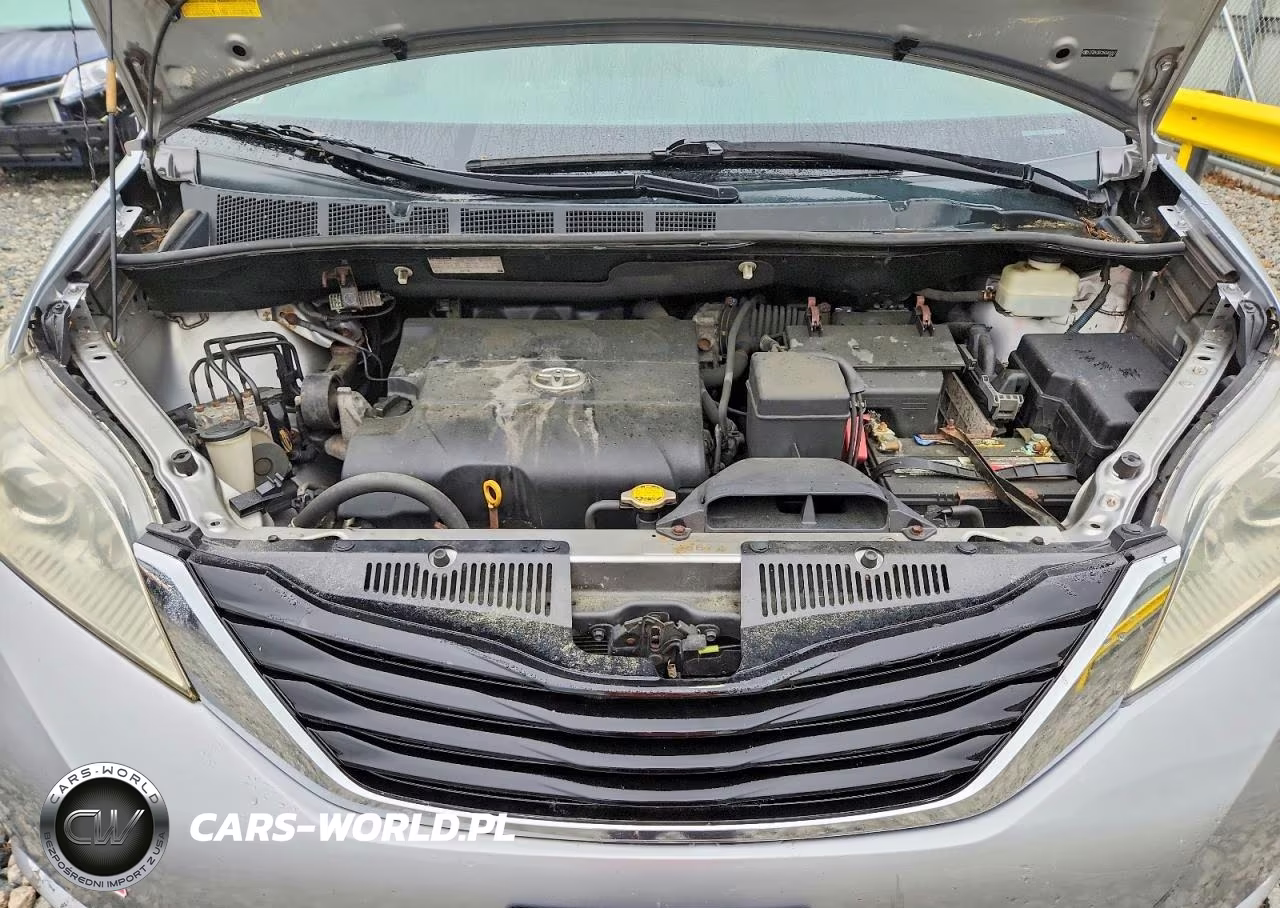 2011 Toyota Sienna Le VIN:5TDKK3DCXBS065057 - 12