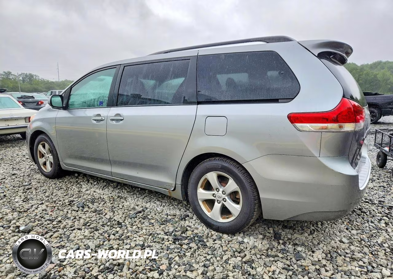 2011 Toyota Sienna Le VIN:5TDKK3DCXBS065057 - 2