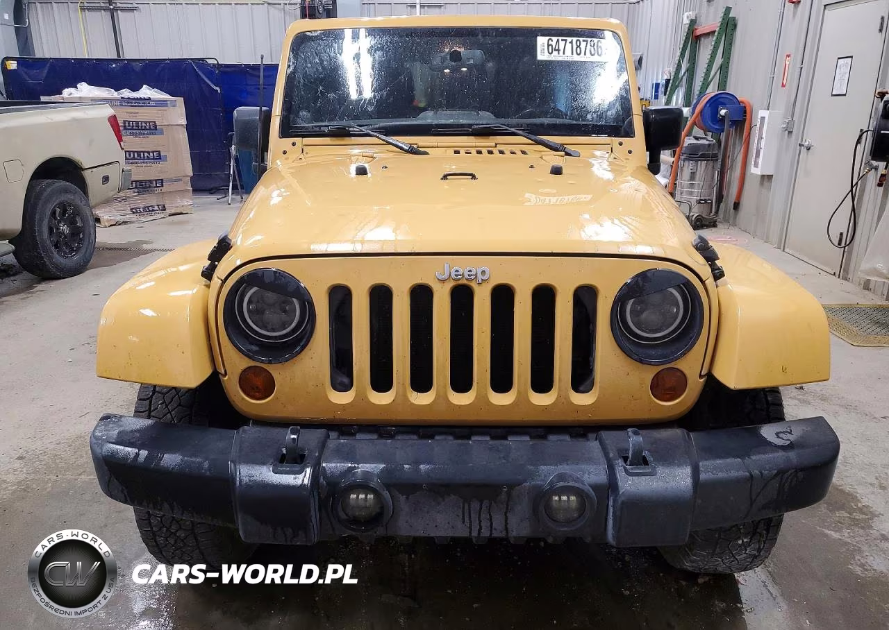 2013 Jeep Wrangler Unlimited Sahara VIN:1C4BJWEG2DL646028 - 5