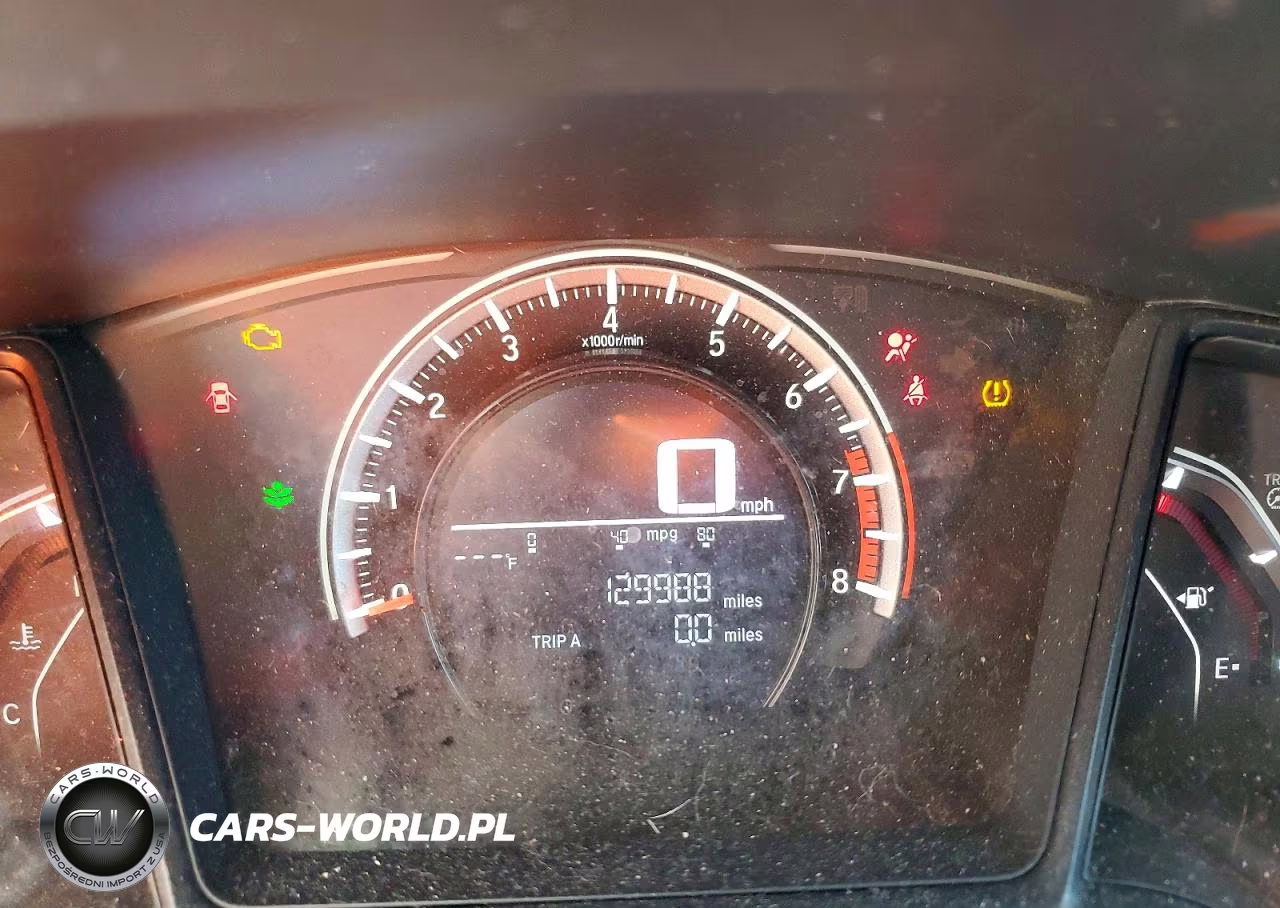 2018 Honda Civic Lx VIN:19XFC2F5XJE021656 - 9