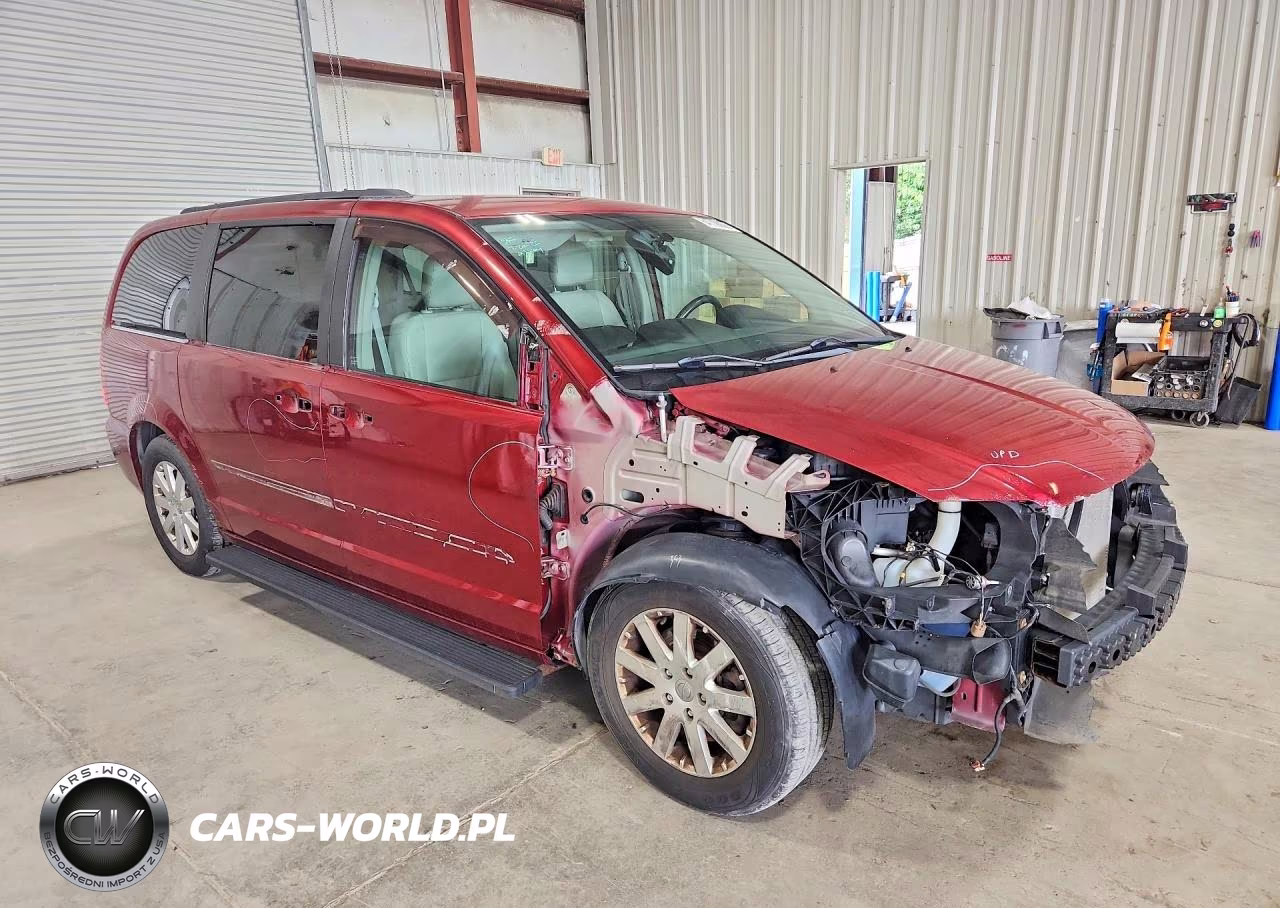 2013 Chrysler Town & Country Touring VIN:2C4RC1BG0DR645869 - 4