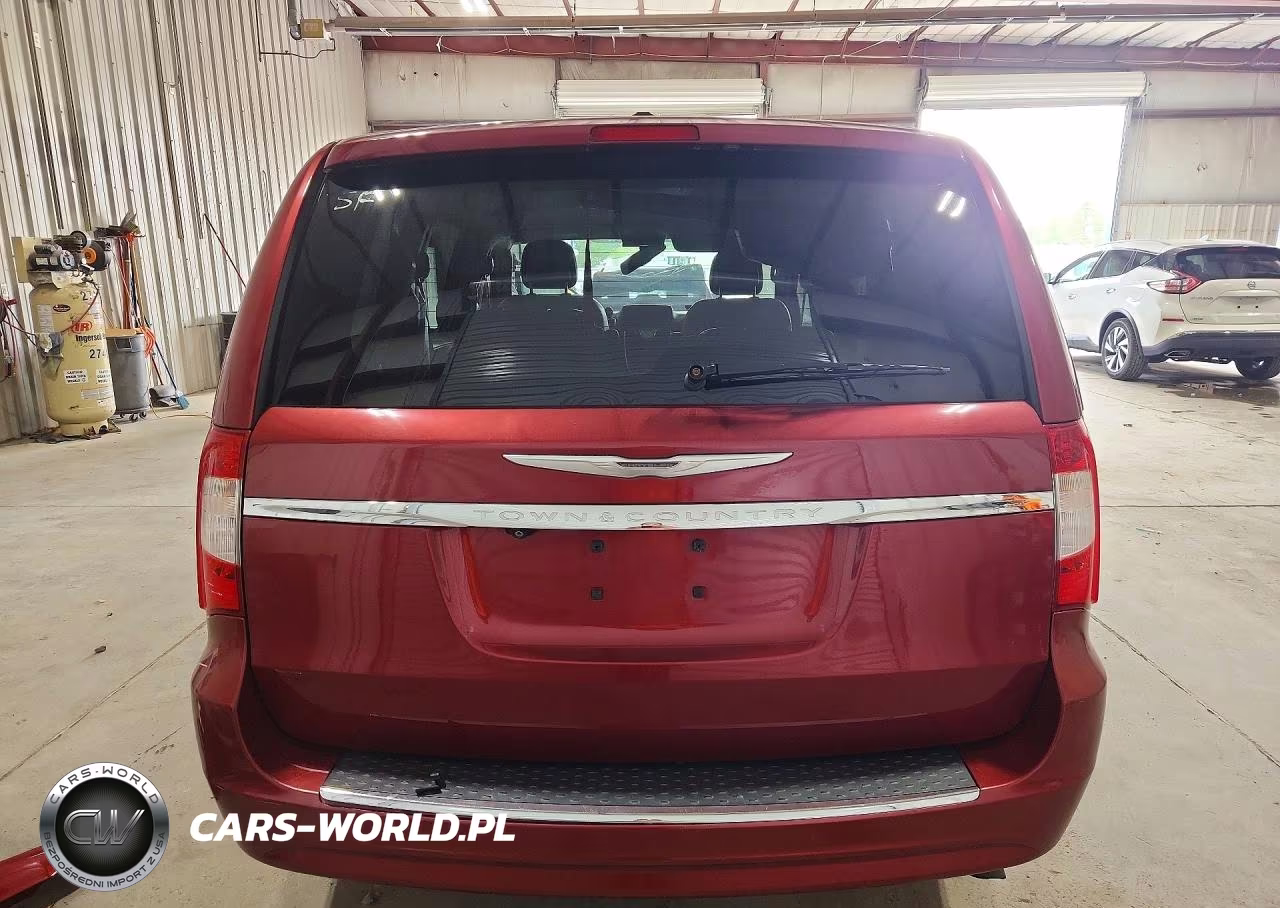 2013 Chrysler Town & Country Touring VIN:2C4RC1BG0DR645869 - 6