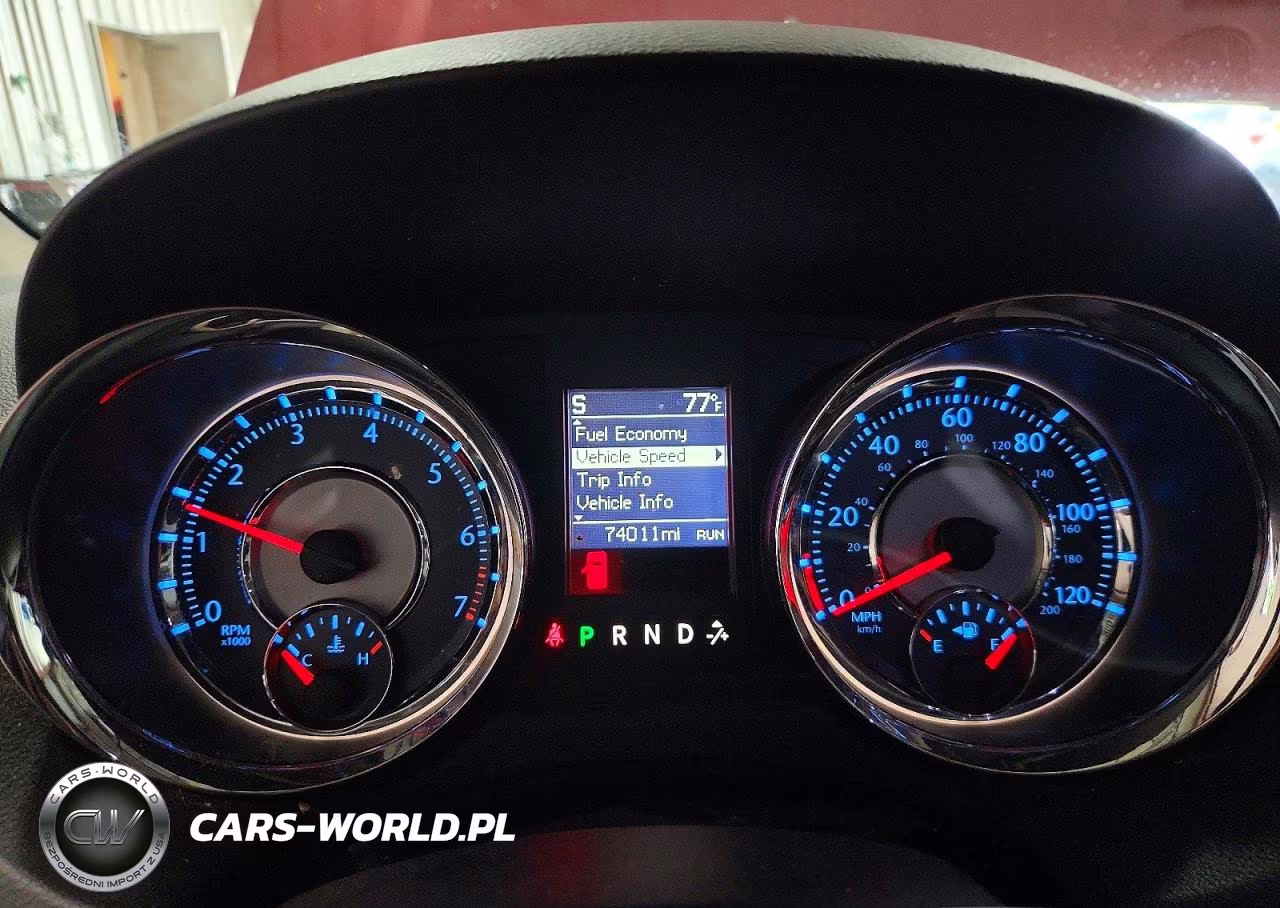 2013 Chrysler Town & Country Touring VIN:2C4RC1BG0DR645869 - 9