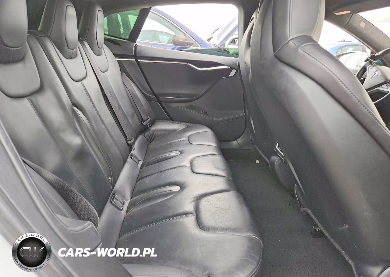 2015 Tesla Model S 85D VIN:5YJSA1H29FF084802 - 10
