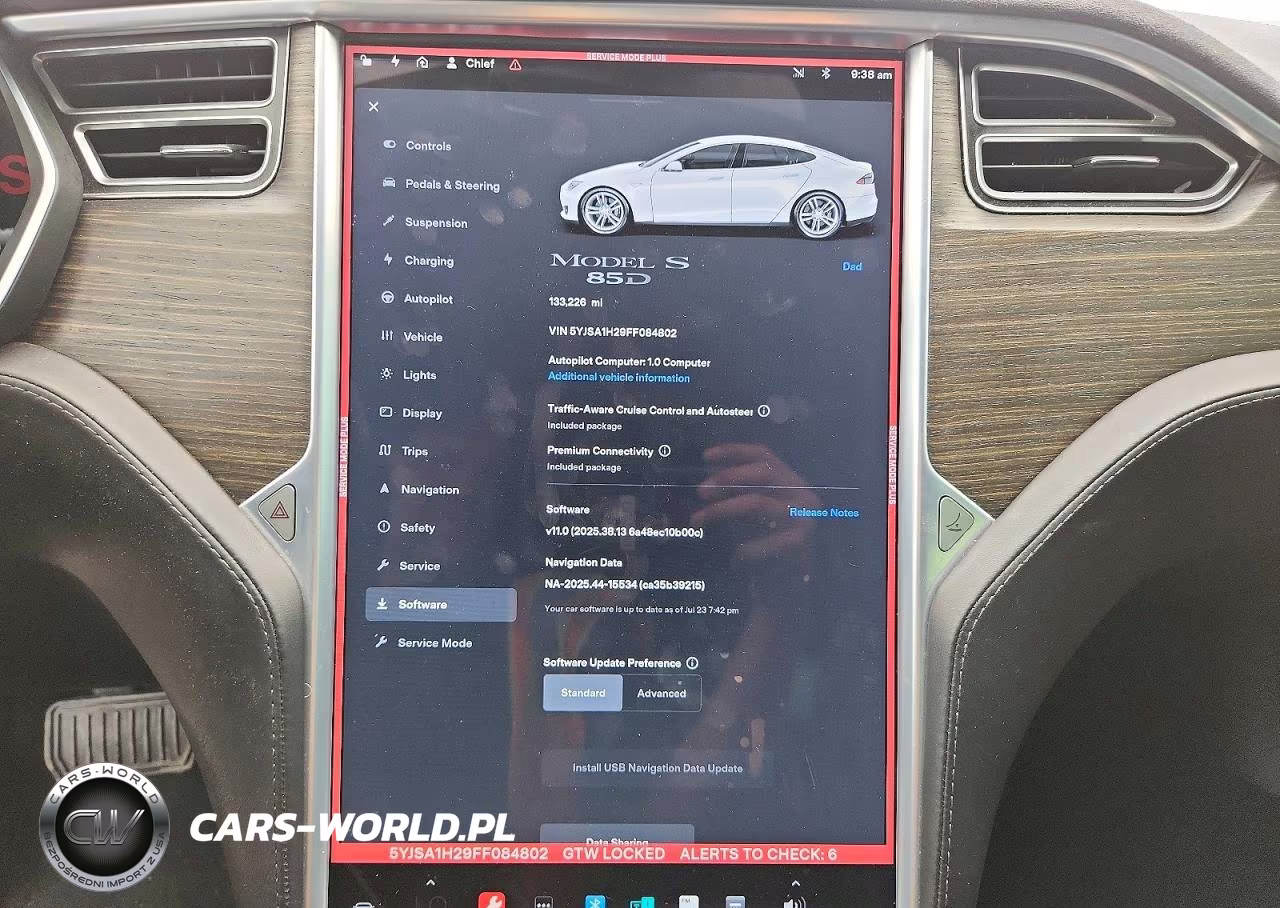 2015 Tesla Model S 85D VIN:5YJSA1H29FF084802 - 9